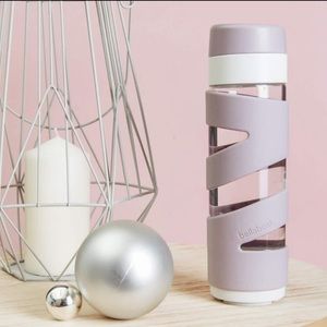 Bellabeat Spring smart water bottle